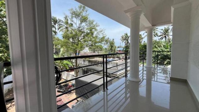Silver Oaks Flat Sc Golf Links Road Kowdiar Thiruvananthapuram By Probity Ventures Екстериор снимка